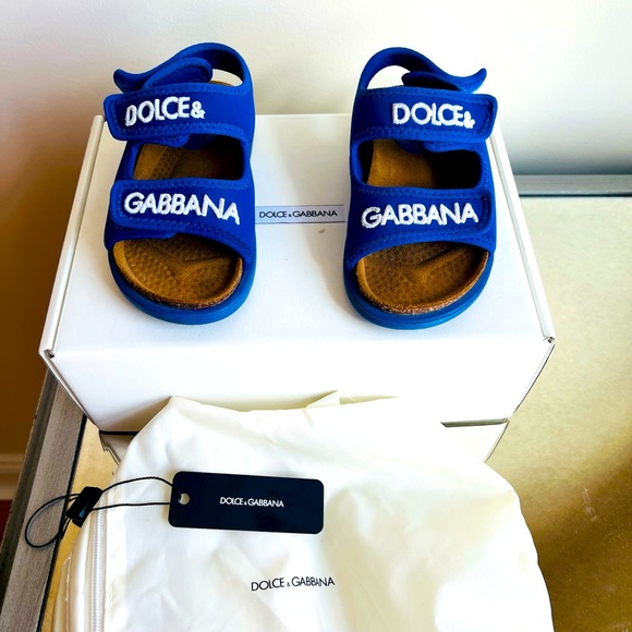 Dolce & Gabbana kids sandals - Picture 2 of 5